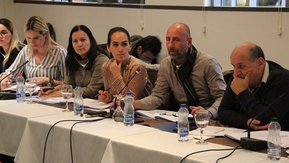 Drejtoria e Përgjithshme e Akreditimit e Kosovës me mbështetjen e projektit të FMG-së-EU-së me datën 04,05,06,07.12.2018 ka organizuar trajnimin duke angazhuar ekspertë nga rajoni në lidhje me kërkesat e përgjithshme për kompetencën e laboratorëve testuese dhe kalibrues në përputhje me versionin e ri të standardit ISO/IEC 17025:2017.